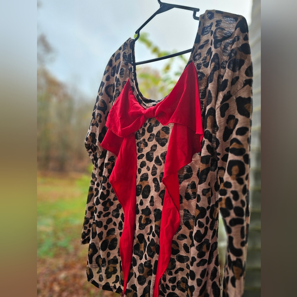 Moa Moa Leopard Print Sweater